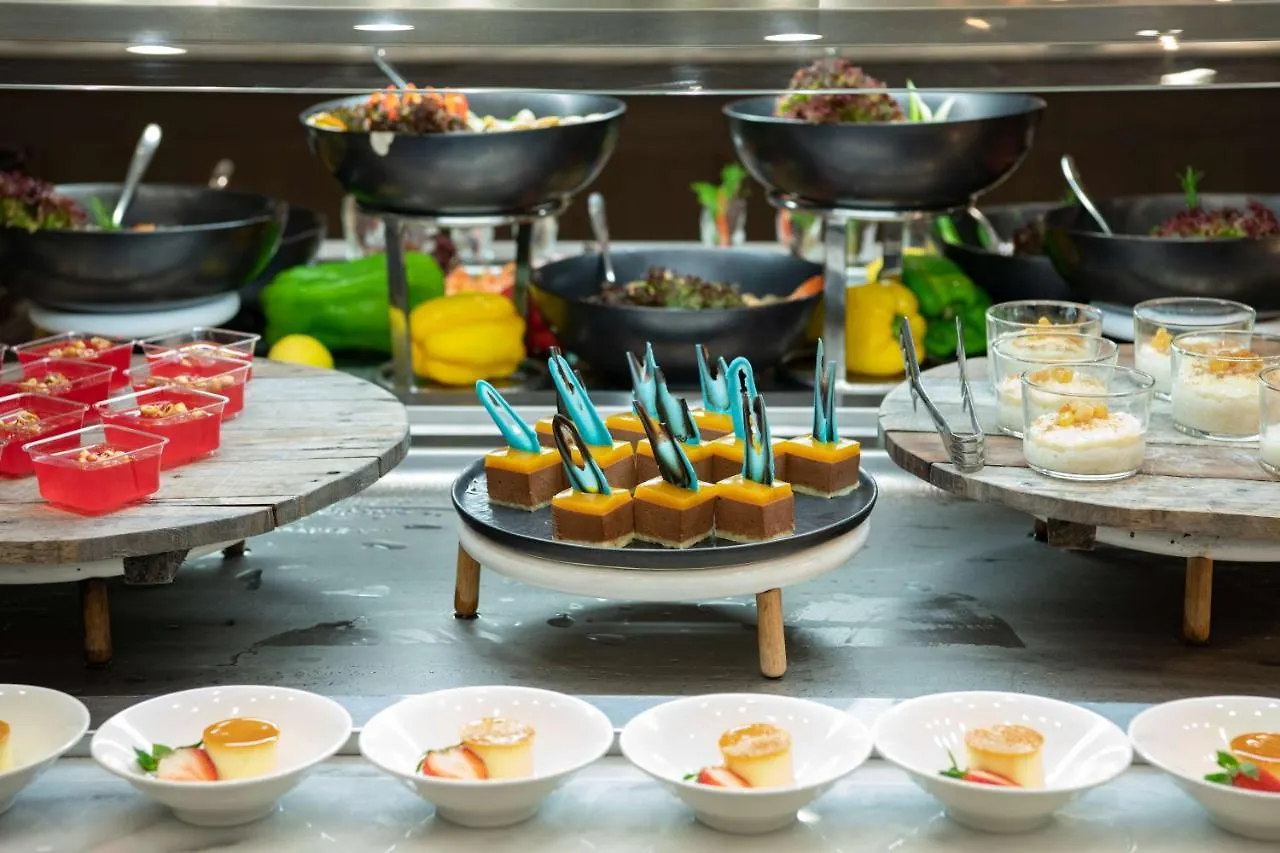 Radisson Blu Hotel, Jeddah Corniche Saudi Arabia