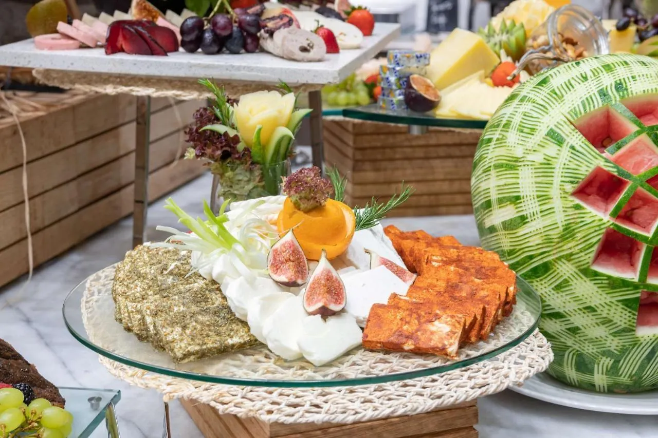 Radisson Blu Hotel, Jeddah Corniche Hotel